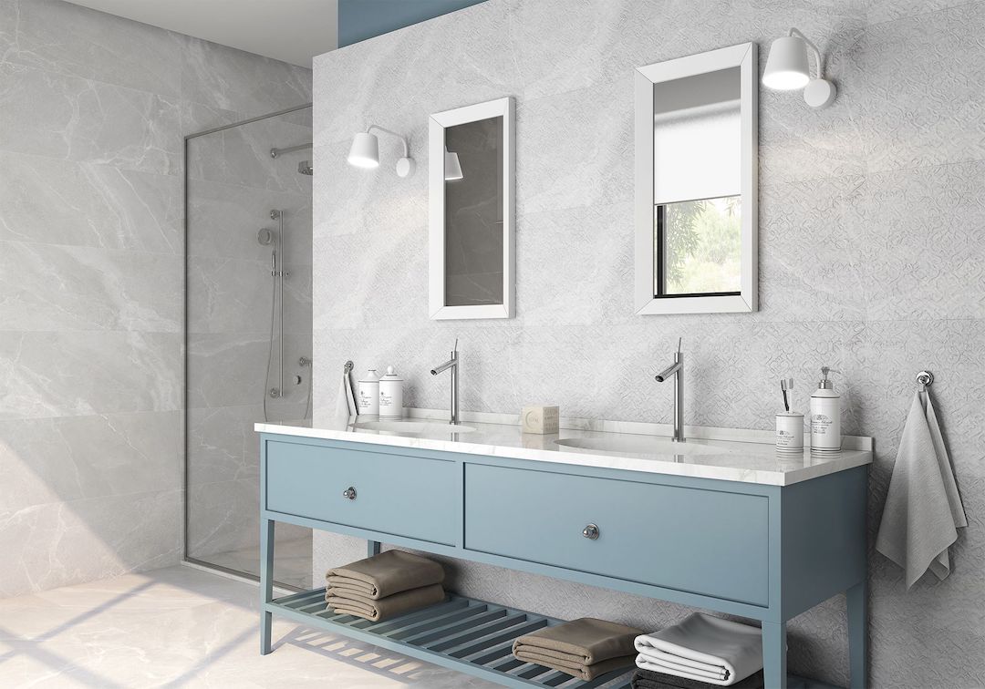 Imagen reforma baño con azulejos Byblos de Saloni